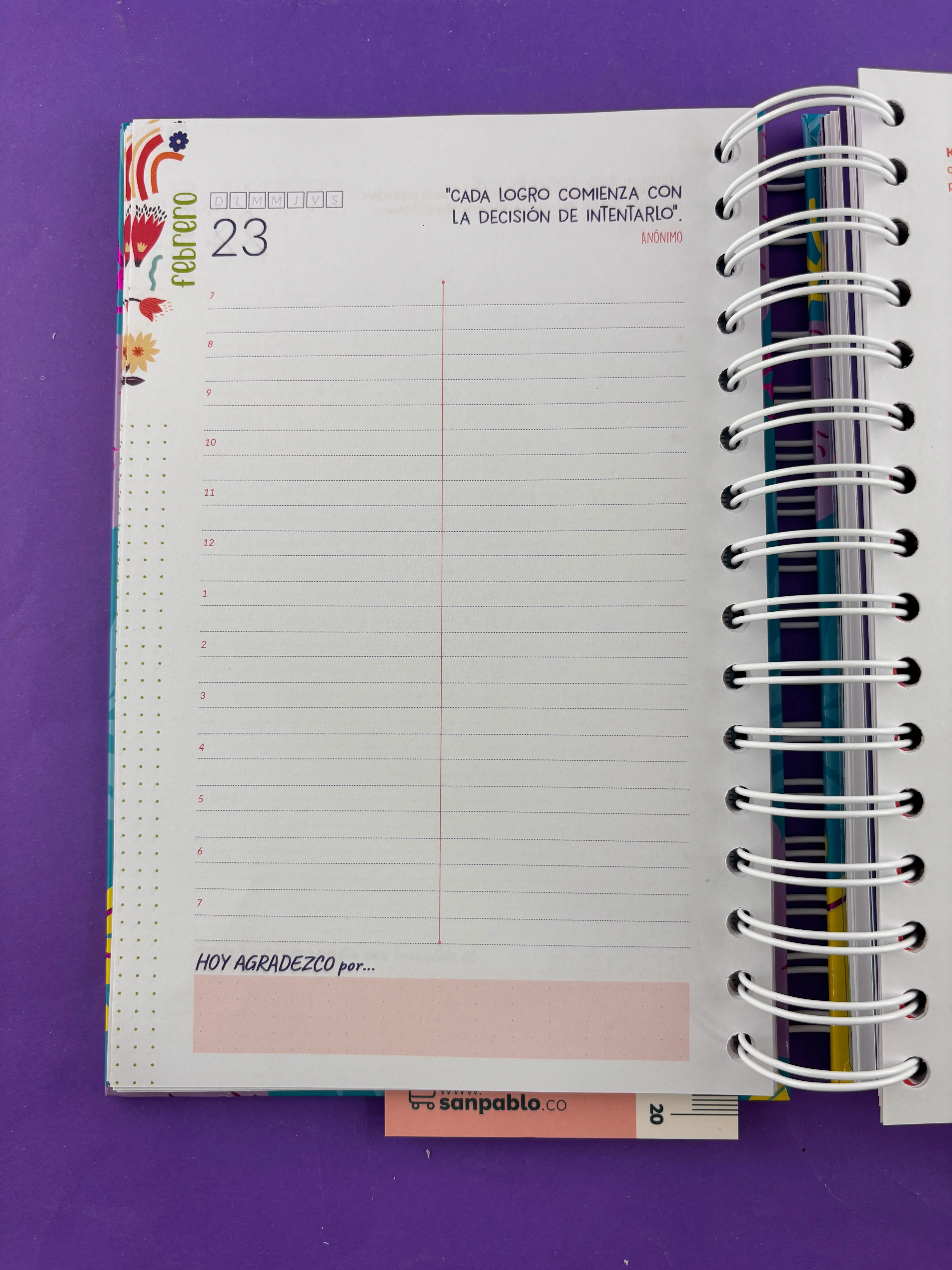 Agenda permanente mujeres rosada - Image 3