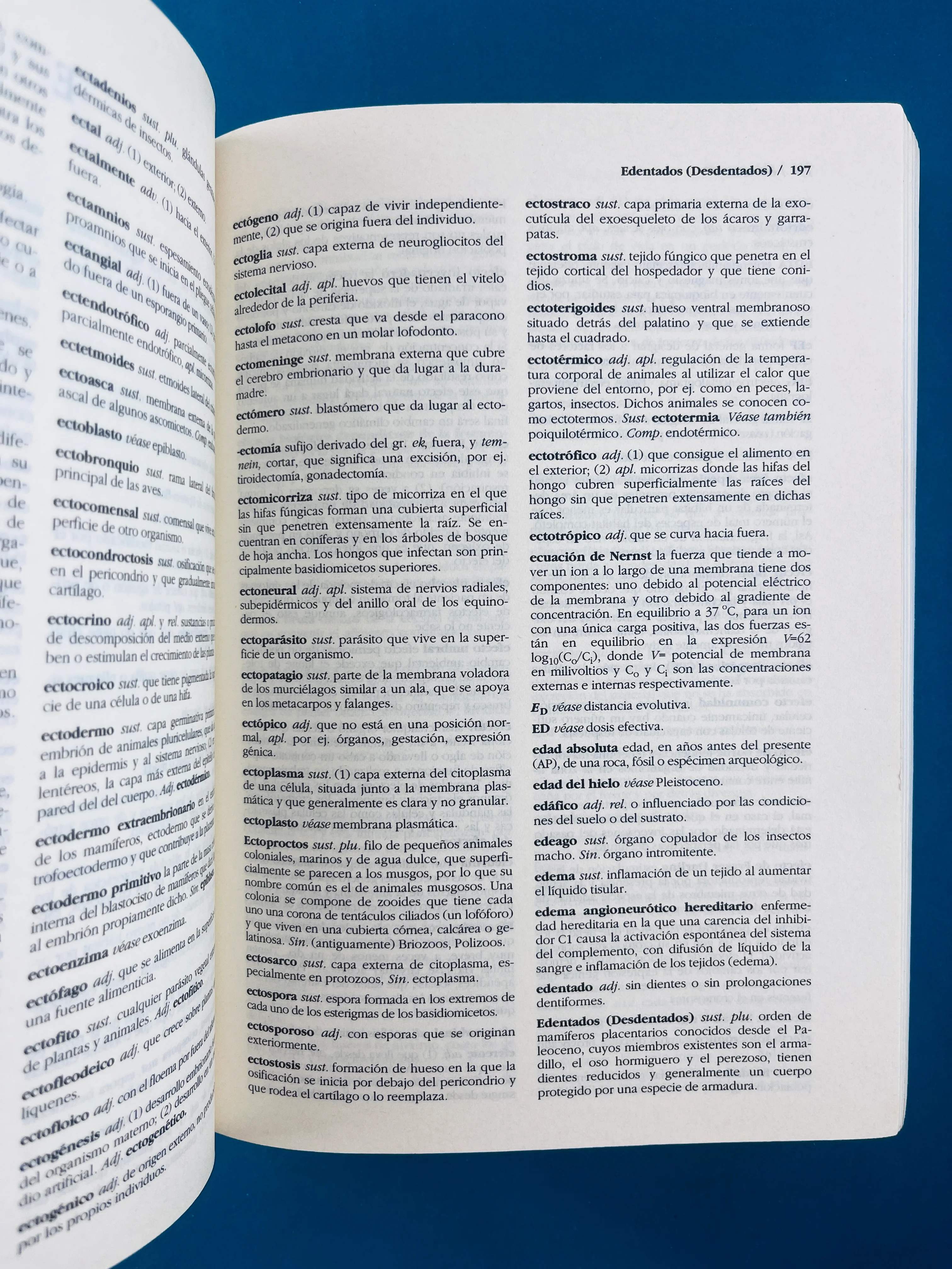 Diccionario akal de términos biológicos - Image 4