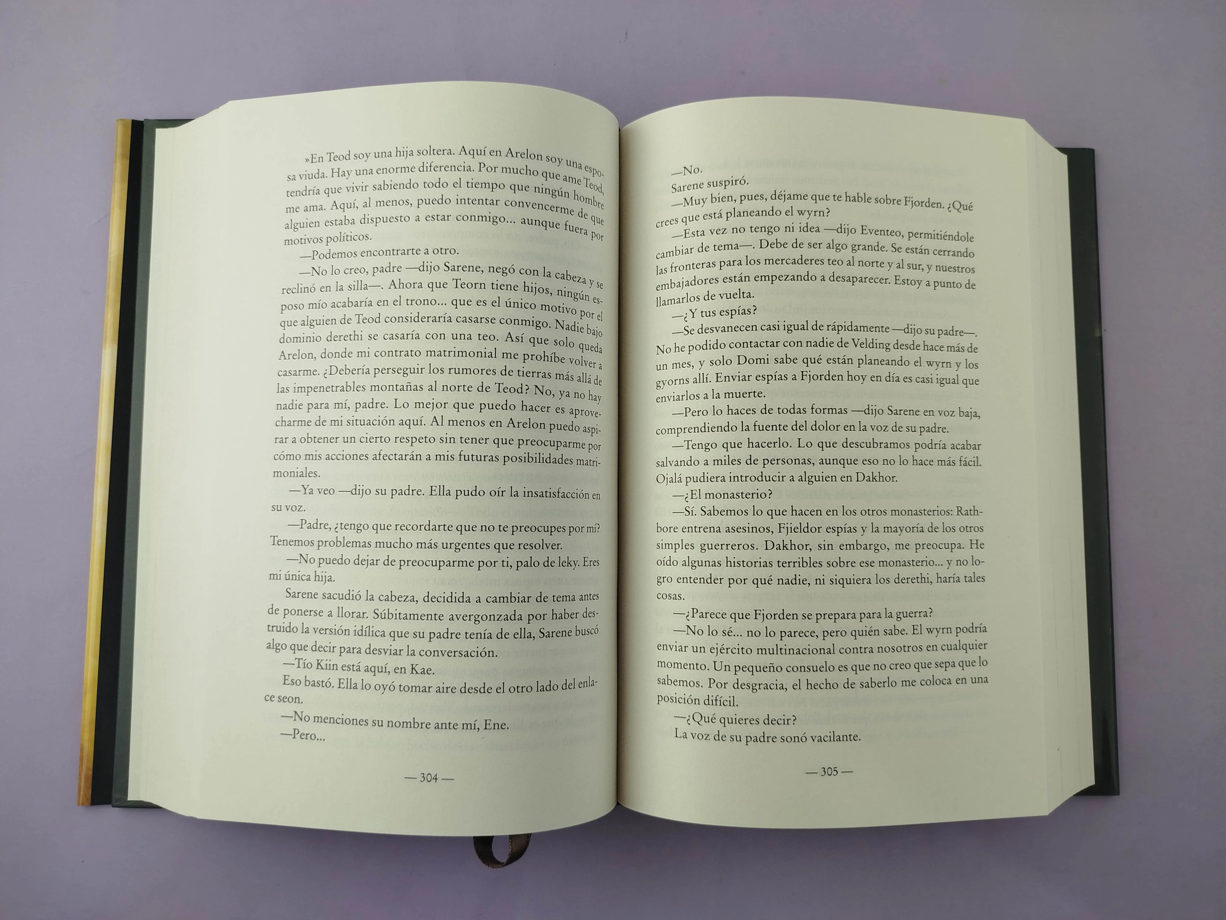 Elantris - Image 2