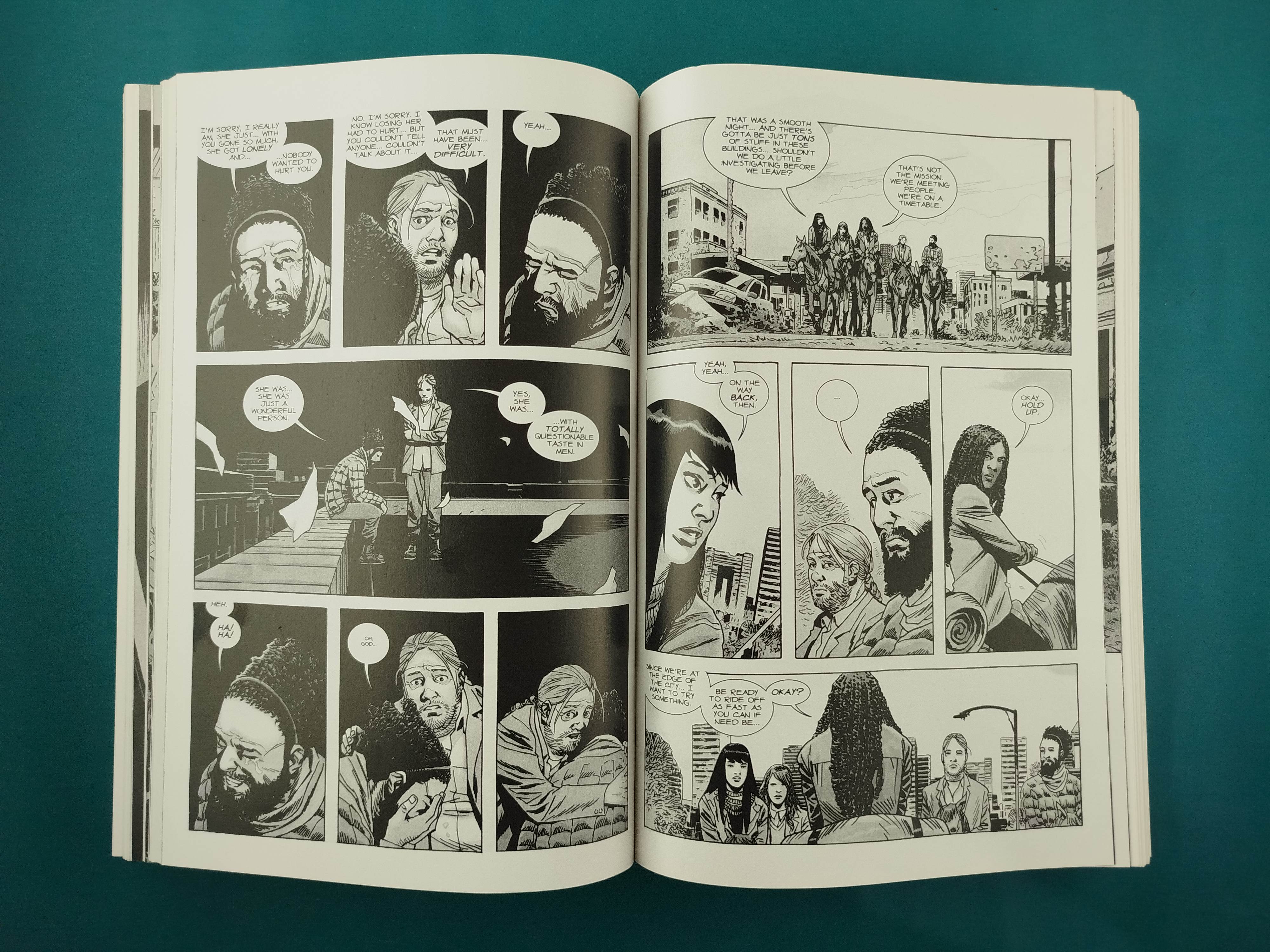 The Walking Dead Compendium Series 4 Books - Image 4