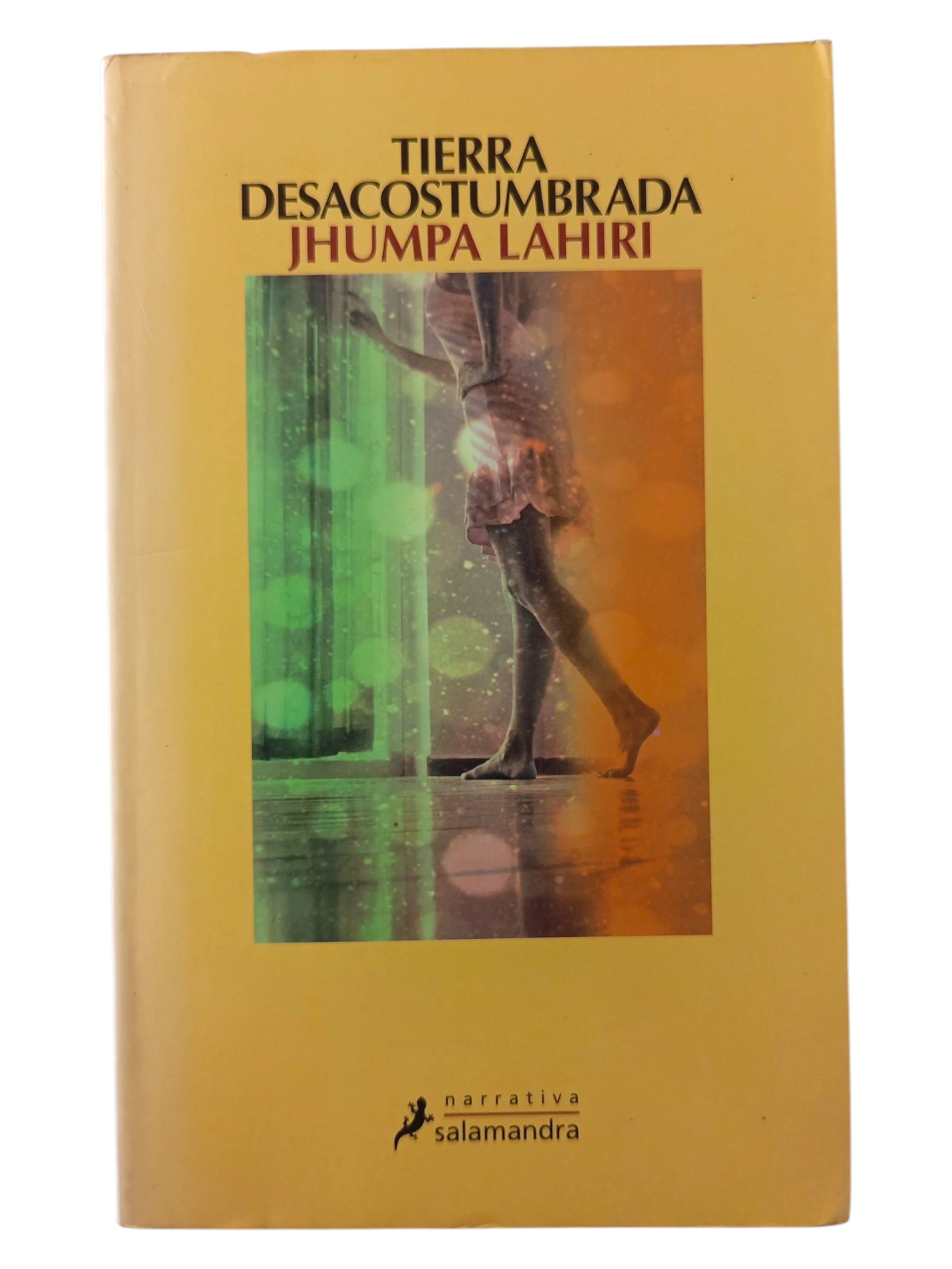 Tierra desacostumbrada