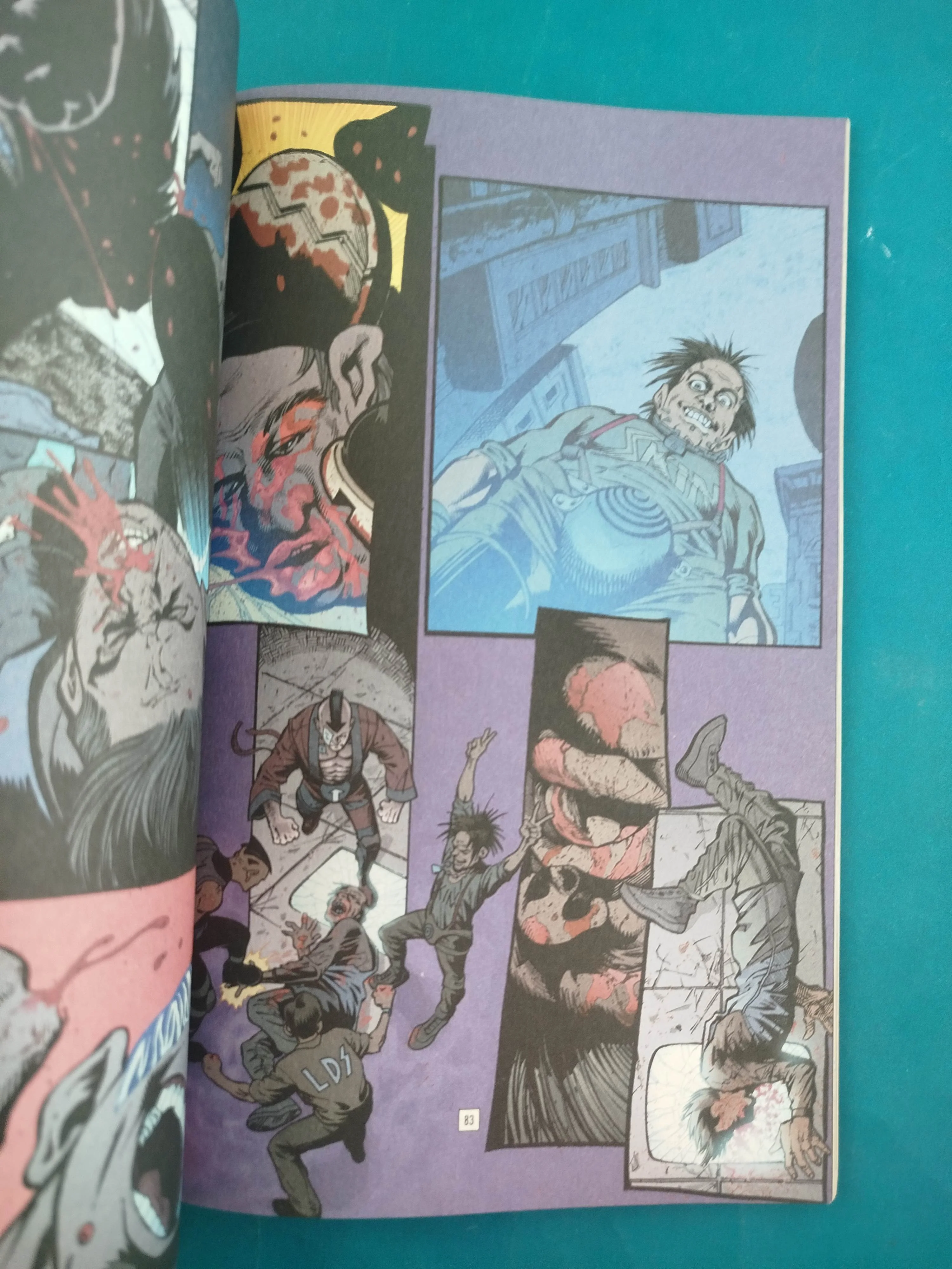 Transmetropolitan Vol. 5: Lonely City - Image 2